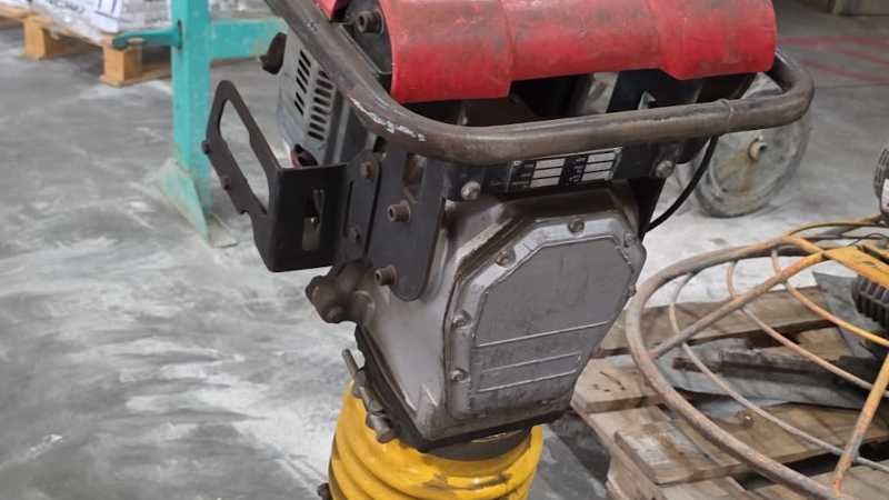 OmecoHub - BREAKER VIBROCOSTIPATORE